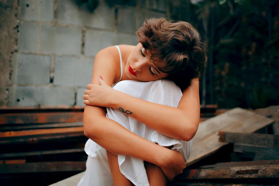 Melatonin, anxiety relief, stress women