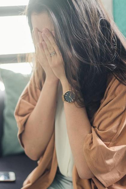 Melatonin or natural sleep aids? Complete women’s sleep guide